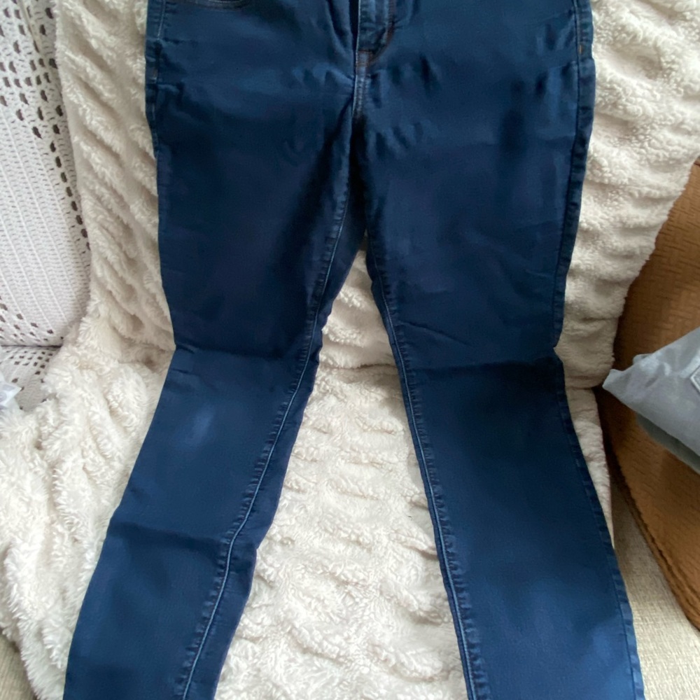 Limited Jean leggings in a dark wash